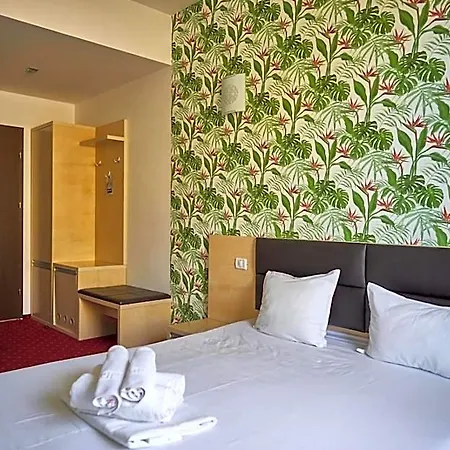 Alma Mamaia 3*