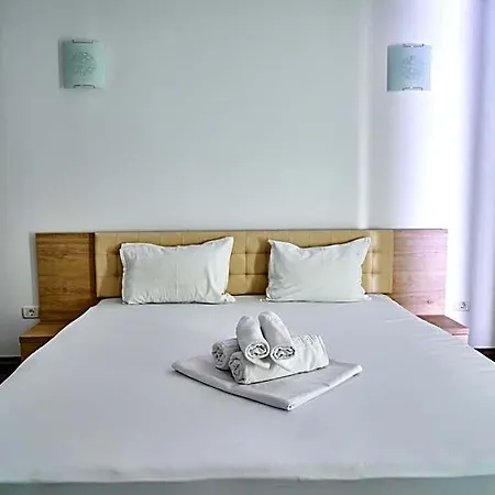 Alma Mamaia