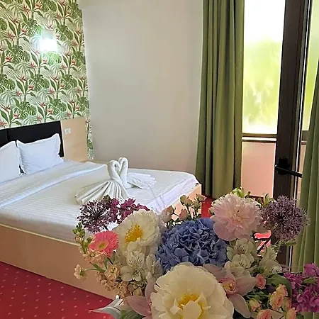Hotel Alma Mamaia 3*